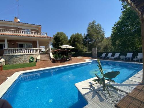 Villa R119 - Casa Alemania