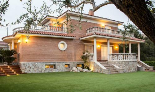 Villa R119 - Casa Alemania