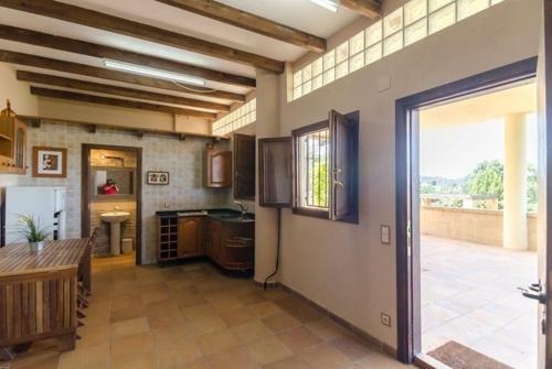 Montbarbat Villa Sleeps 8 Pool