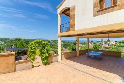Montbarbat Villa Sleeps 8 Pool