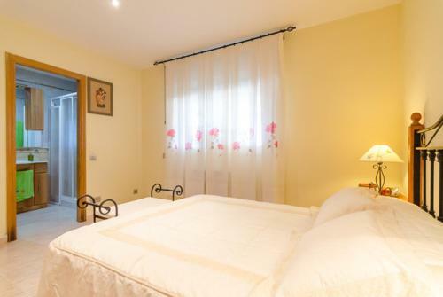 Montbarbat Villa Sleeps 9 Pool Wifi