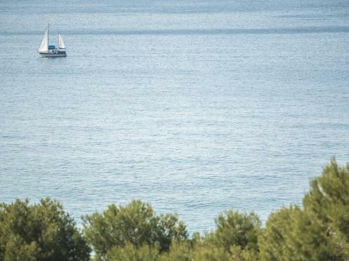Exclusive Tamarit Villa