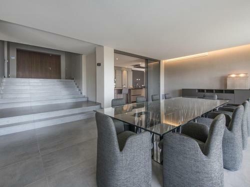 Exclusive Tamarit Villa