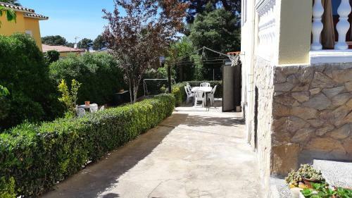 Montbarbat Villa Sleeps 8 Wifi
