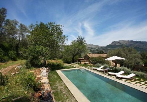 Lluc Villa Sleeps 6 With Pool And Wifi