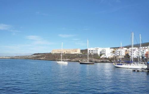 Apartamento Vv 121 Con Balc�n En Primera L�nea de Mar