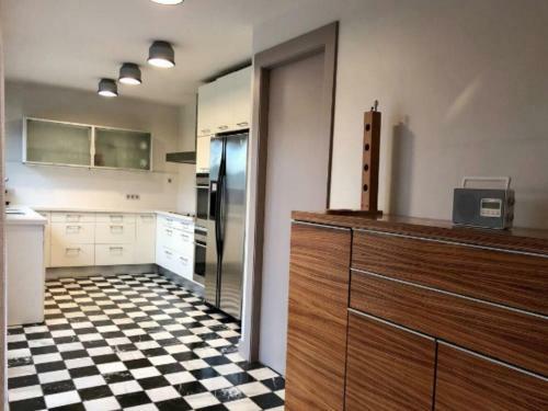 Superb Holiday Home In Aravell With Private Pool