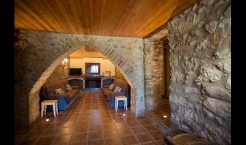 Castellar Del Riu Villa Sleeps 26 With Pool