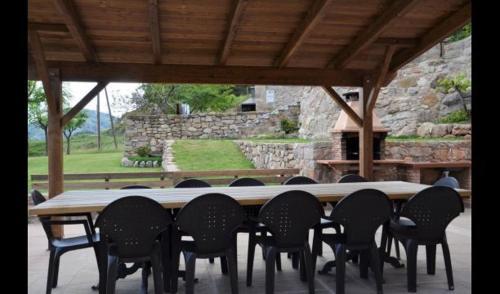 Castellar Del Riu Villa Sleeps 12 With Pool