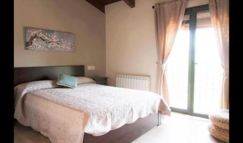 Castellar Del Riu Villa Sleeps 12 With Pool
