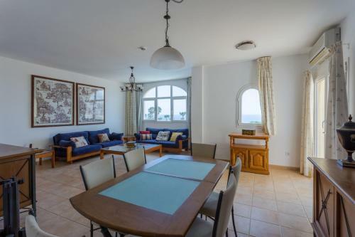 Suite Apartment With Sea Views
