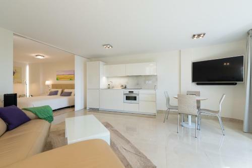Luxury Apartment Sea Views P67a By Canariasgetaway