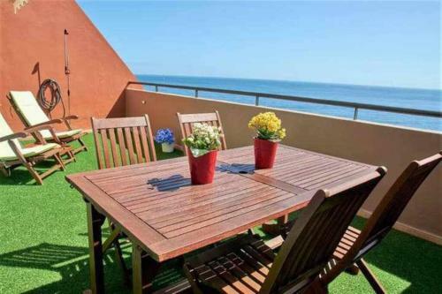 Bonito Apartamento Con Vistas Al Mar + Playa+wifi