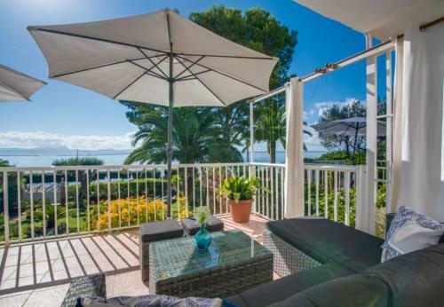 Alcanada Holiday Home Sleeps 7 With Wifi