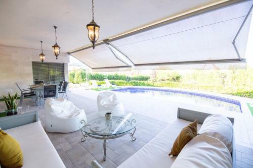 Bellviure Luxury Villa