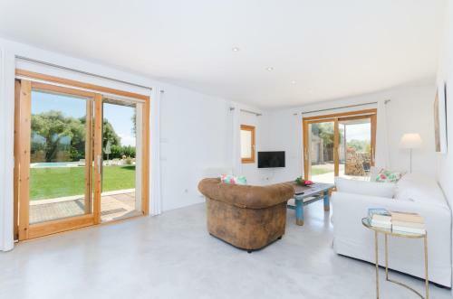 Yourhouse Can Cadernera