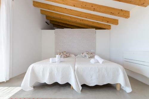 Yourhouse Can Cadernera
