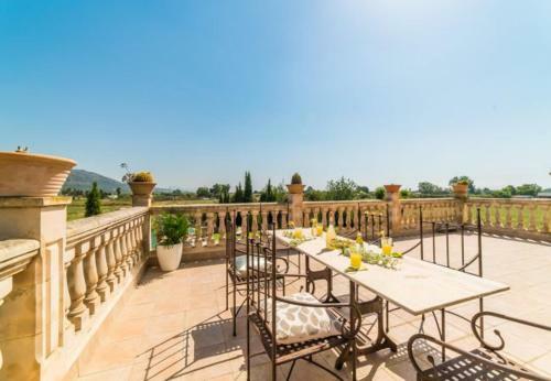Sa Pobla Holiday Home Sleeps 6 With Pool And Wifi