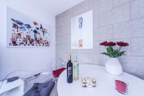 Luxury Art Apartment
