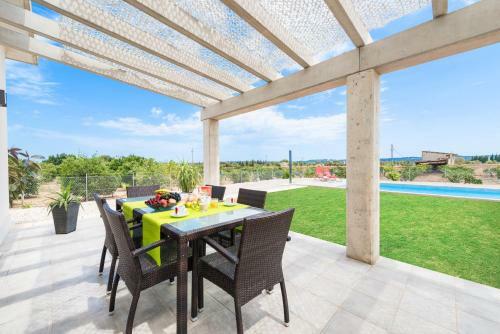 Villa Albaimar Con Piscina Privada
