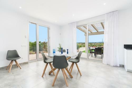 Villa Albaimar Con Piscina Privada