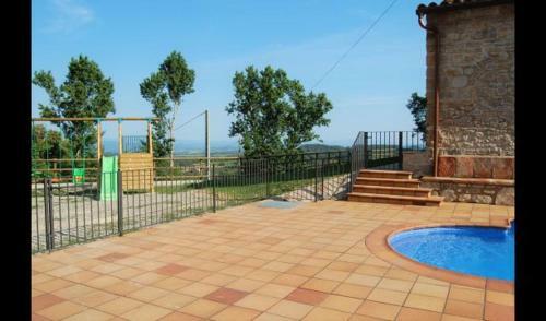 L'espunyola Villa Sleeps 16 With Pool