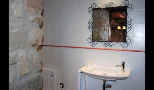 L'espunyola Villa Sleeps 16 With Pool