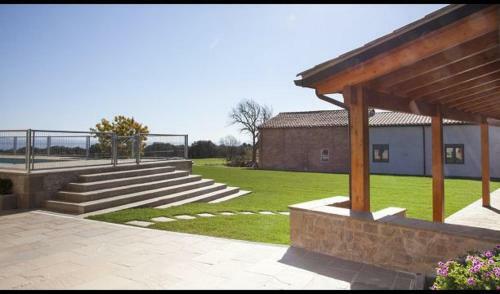 L'espunyola Villa Sleeps 24 With Pool