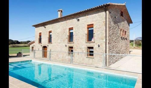 L'espunyola Villa Sleeps 24 With Pool