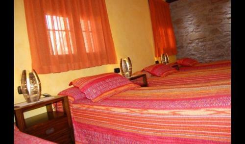 L'espunyola Villa Sleeps 19 With Pool