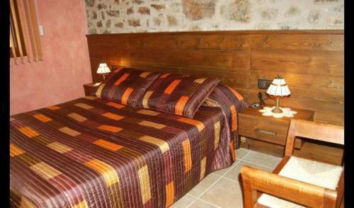 L'espunyola Villa Sleeps 19 With Pool