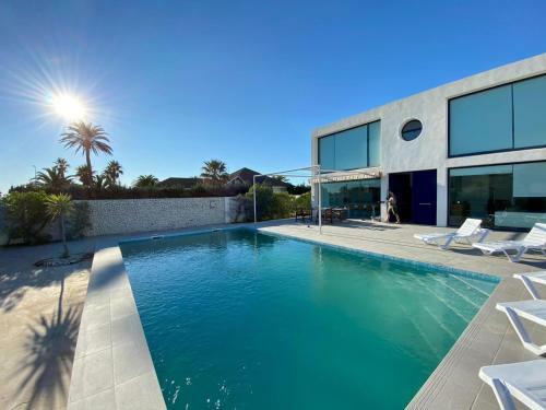 Villa Aurora