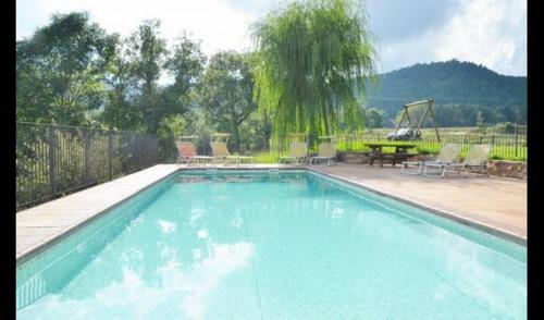 Villa In Capolat Sleeps 14 With Pool