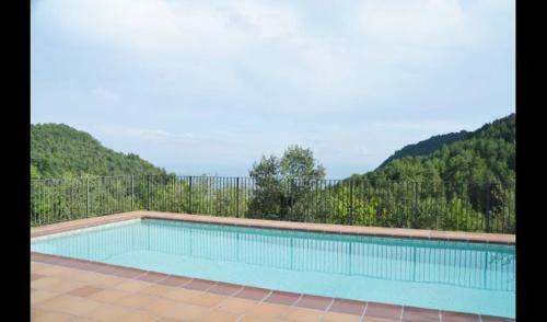 Villa In Capolat Sleeps 14 With Pool