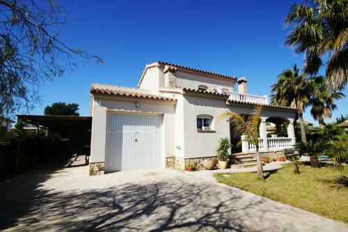 Riumar "mariposa", 300m To Beach, Private Pool, On-site-service, Dog Beach