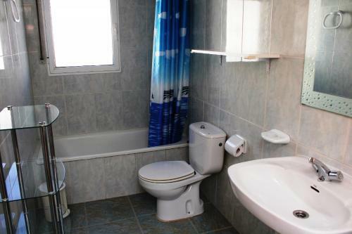 Riumar 'cormoran', 290m To Beach, Private Pool, On-site-service, Dog Beach