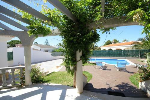 Riumar "four Seasons", 200m To Beach, Private Pool, On-site-service, Dog Beach