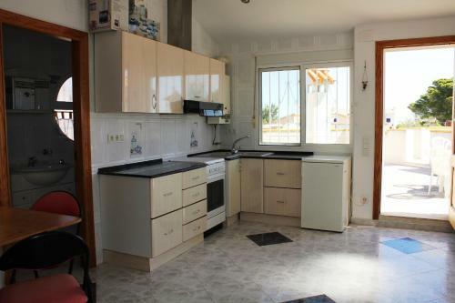 Riumar "four Seasons", 200m To Beach, Private Pool, On-site-service, Dog Beach