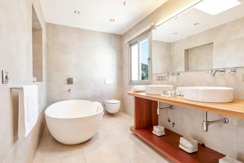 Hemeras Boutique Homes - Villa Divina