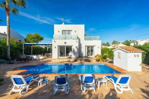 Xabia Villa Sleeps 4 Pool Air Con Wifi
