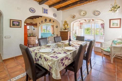 Xabia Villa Sleeps 4 Pool Wifi