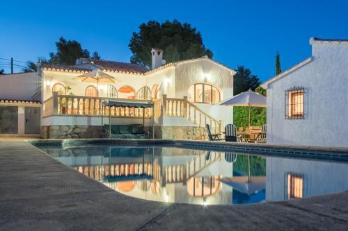 Xabia Villa Sleeps 4 Pool Air Con Wifi