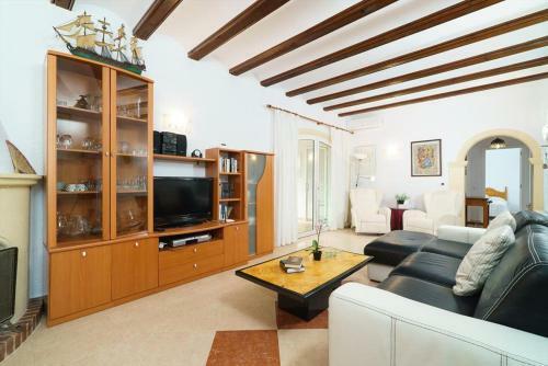 Xabia Villa Sleeps 8 Pool Air Con Wifi