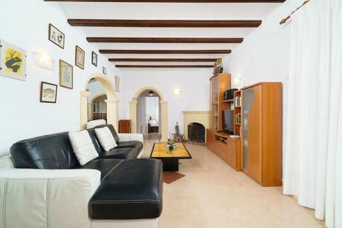 Xabia Villa Sleeps 8 Pool Air Con Wifi