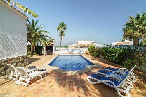 Xabia Villa Sleeps 8 Pool Air Con Wifi