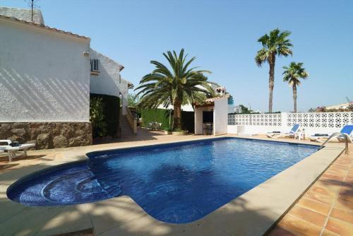 Xabia Villa Sleeps 8 Pool Air Con Wifi
