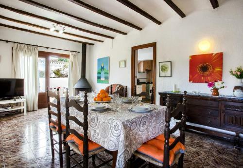 Xabia Villa Sleeps 4 Pool Air Con Wifi