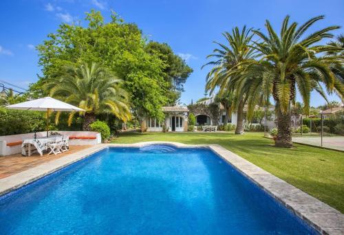 Xabia Villa Sleeps 6 Pool Wifi