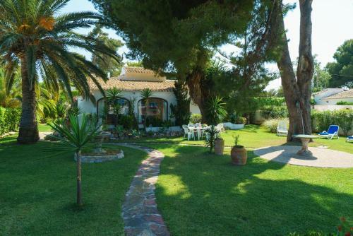 Villa In Xabia Sleeps 4 Includes Swimming Pool Air Con And Wifi