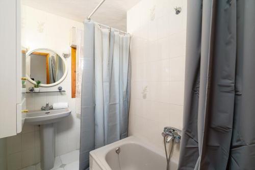 Xabia Villa Sleeps 6 Pool Wifi